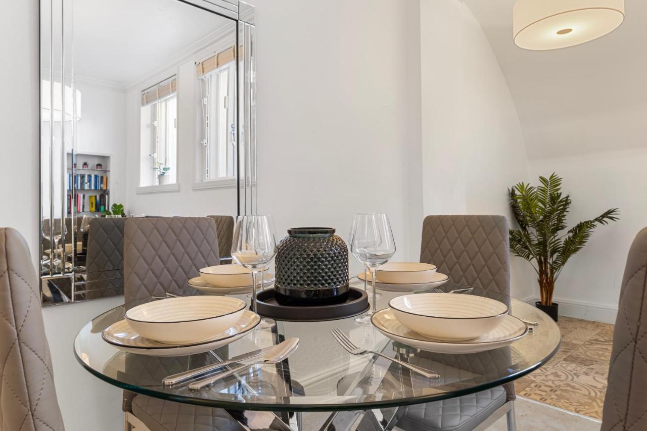 Harrods 2 Bed Lux Flat W/Patio Διαμέρισμα Λονδίνο Εξωτερικό φωτογραφία