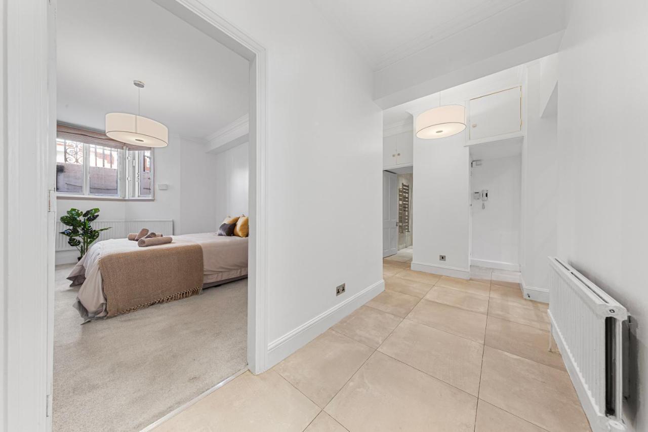 Harrods 2 Bed Lux Flat W/Patio Διαμέρισμα Λονδίνο Εξωτερικό φωτογραφία
