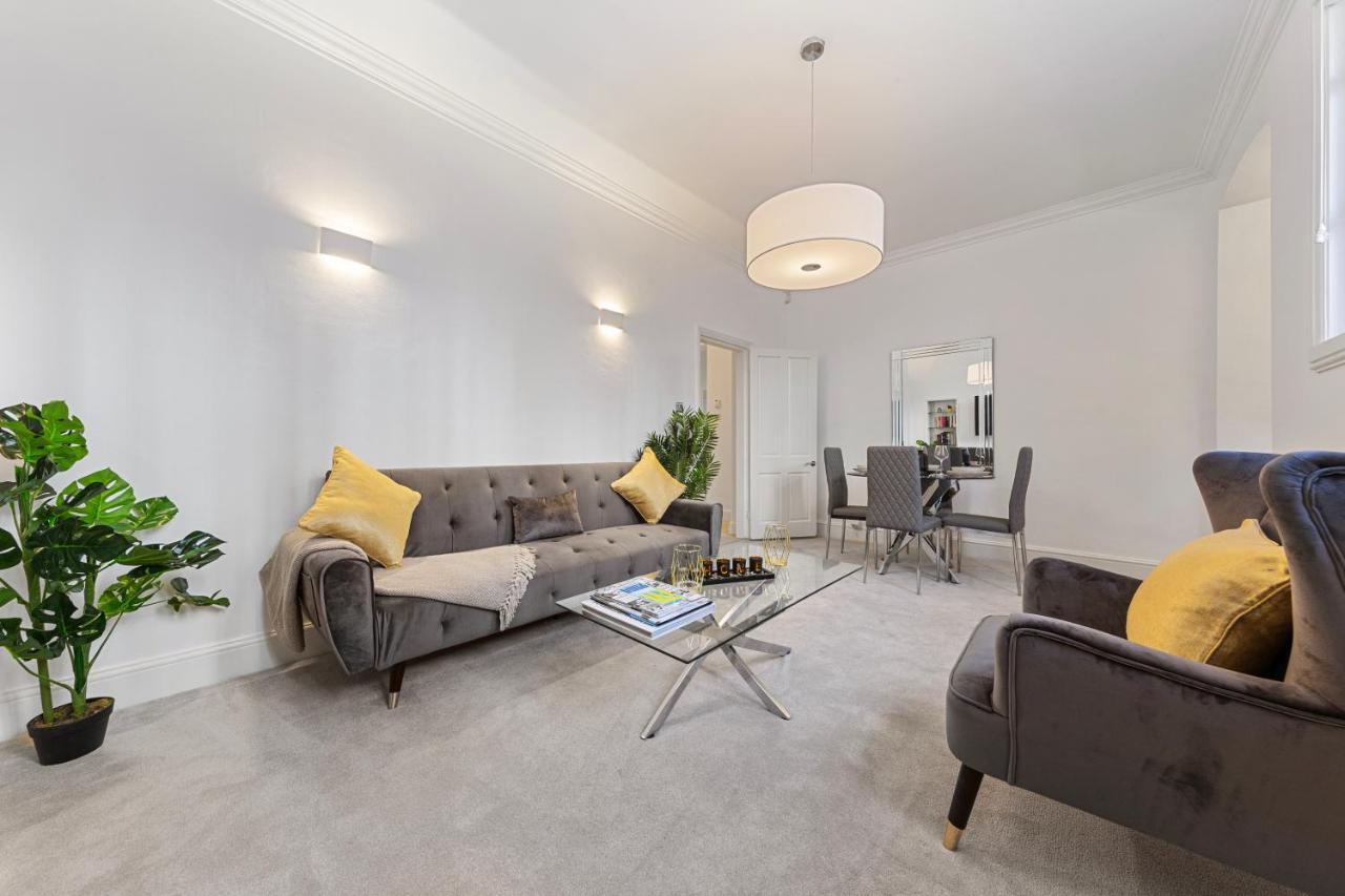 Harrods 2 Bed Lux Flat W/Patio Διαμέρισμα Λονδίνο Εξωτερικό φωτογραφία