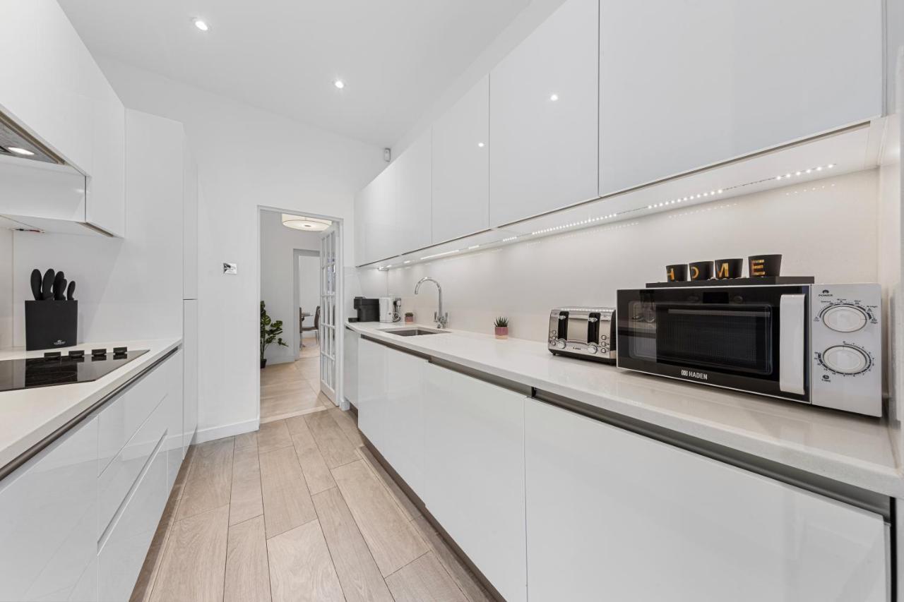 Harrods 2 Bed Lux Flat W/Patio Διαμέρισμα Λονδίνο Εξωτερικό φωτογραφία
